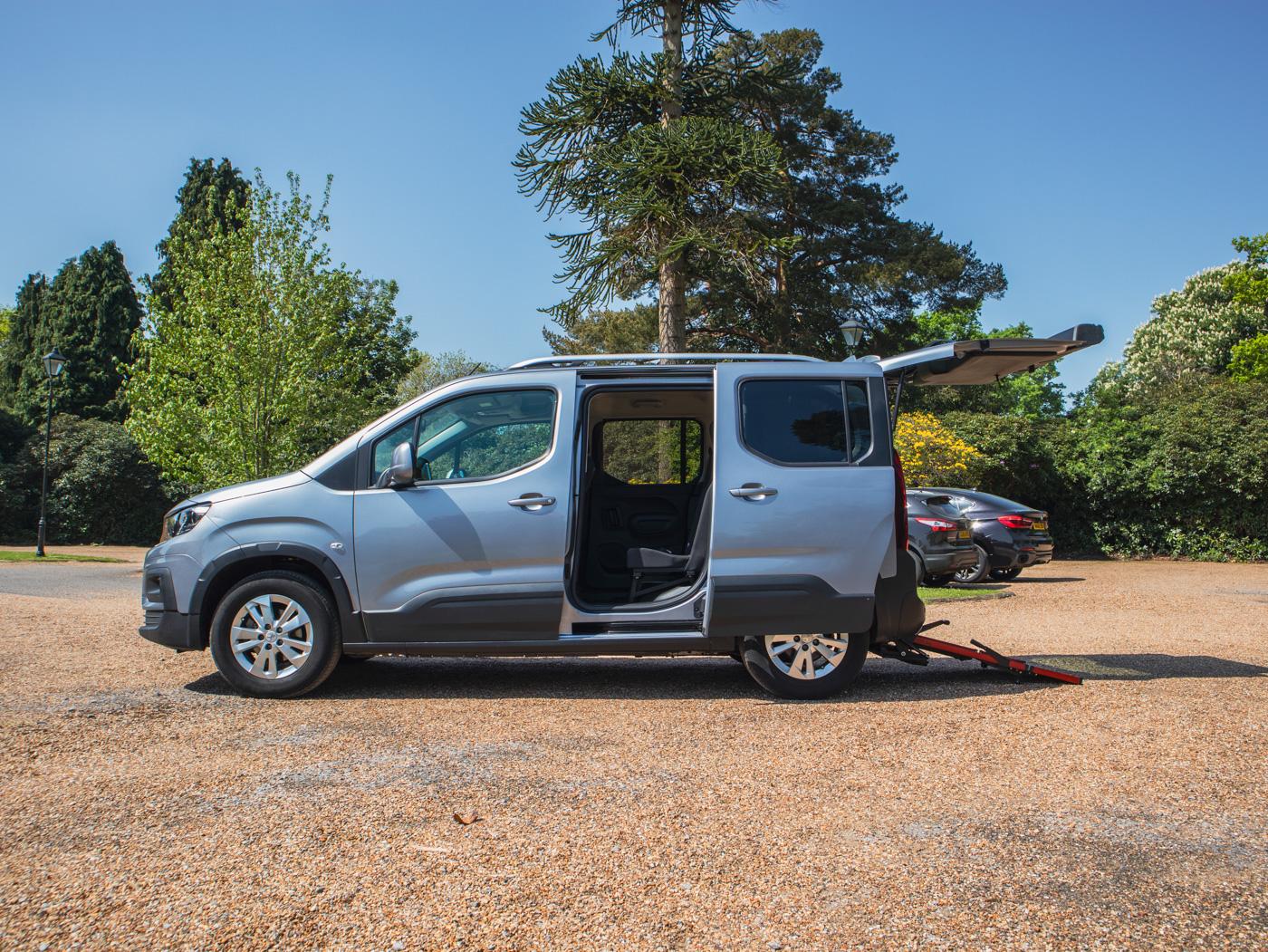 Peugeot Rifter Peugeot Rifter 1.5 BlueHDi Allure Standard MPV Euro 6 Wheelchair Accessible WAV