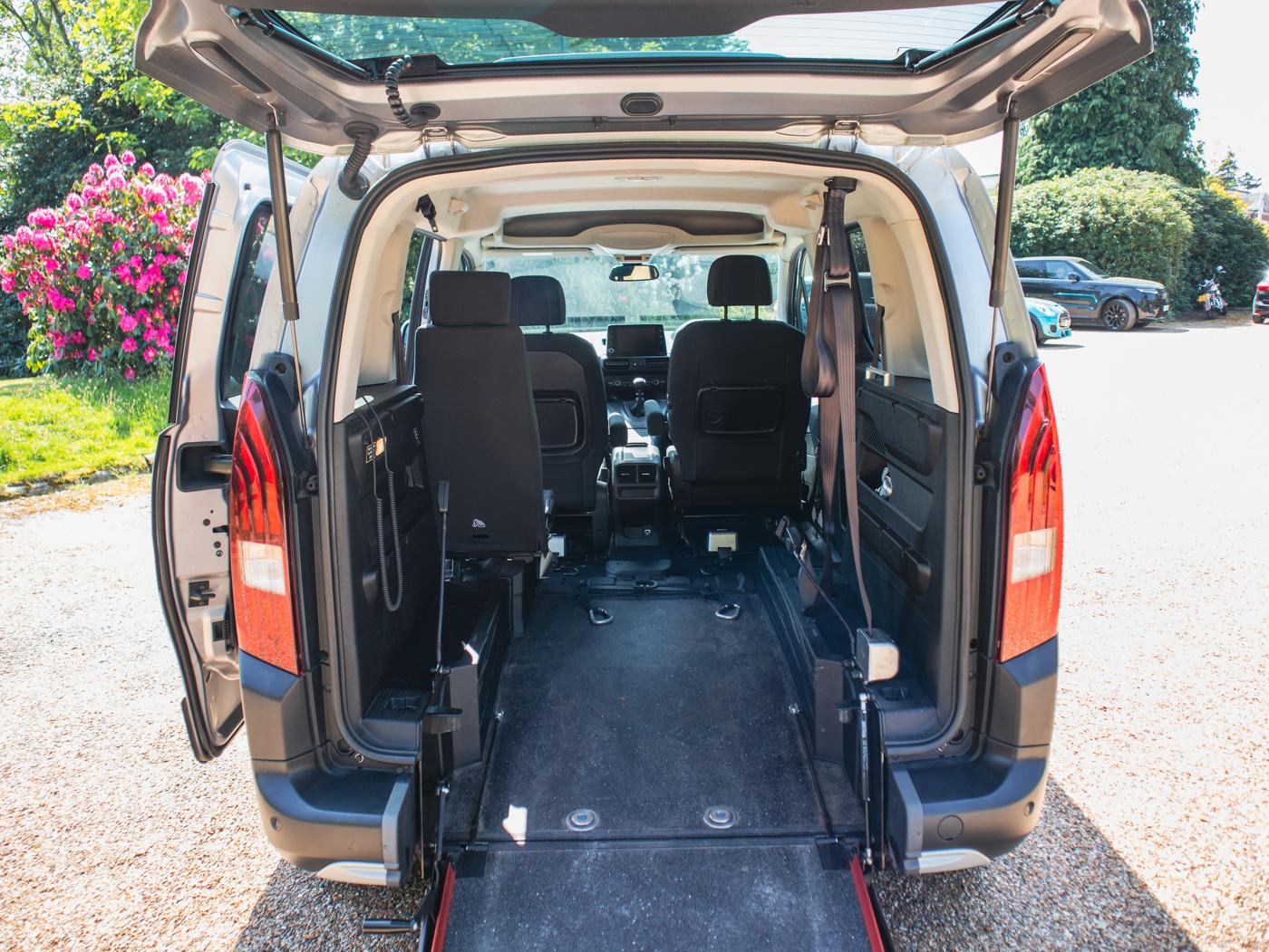 Peugeot Rifter Peugeot Rifter 1.5 BlueHDi Allure Standard MPV Euro 6 Wheelchair Accessible WAV