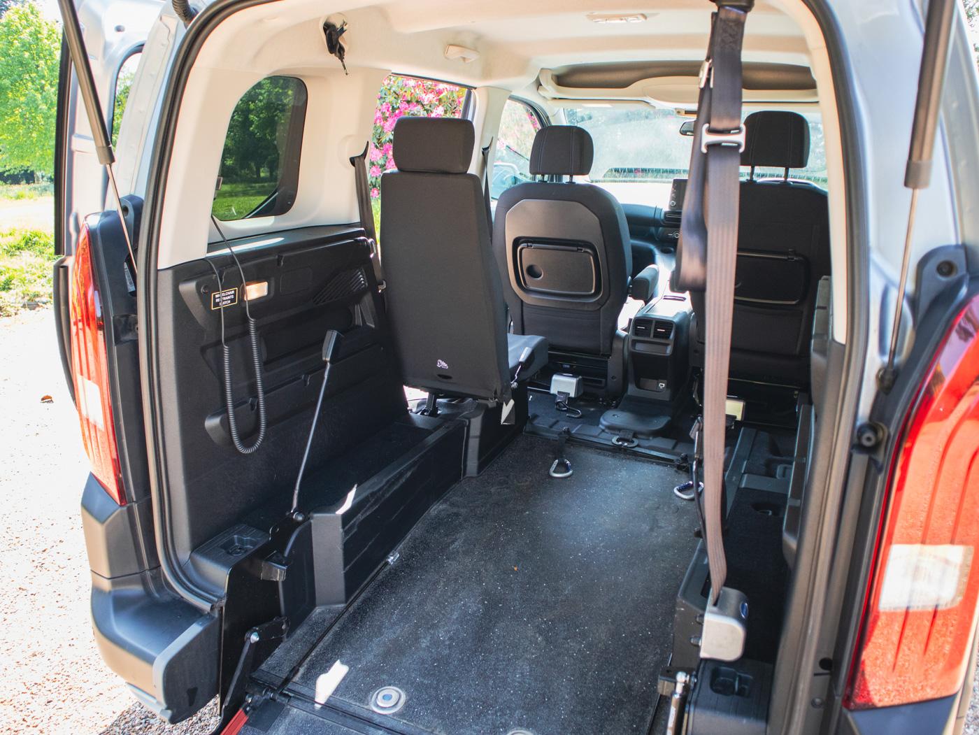 Peugeot Rifter Peugeot Rifter 1.5 BlueHDi Allure Standard MPV Euro 6 Wheelchair Accessible WAV