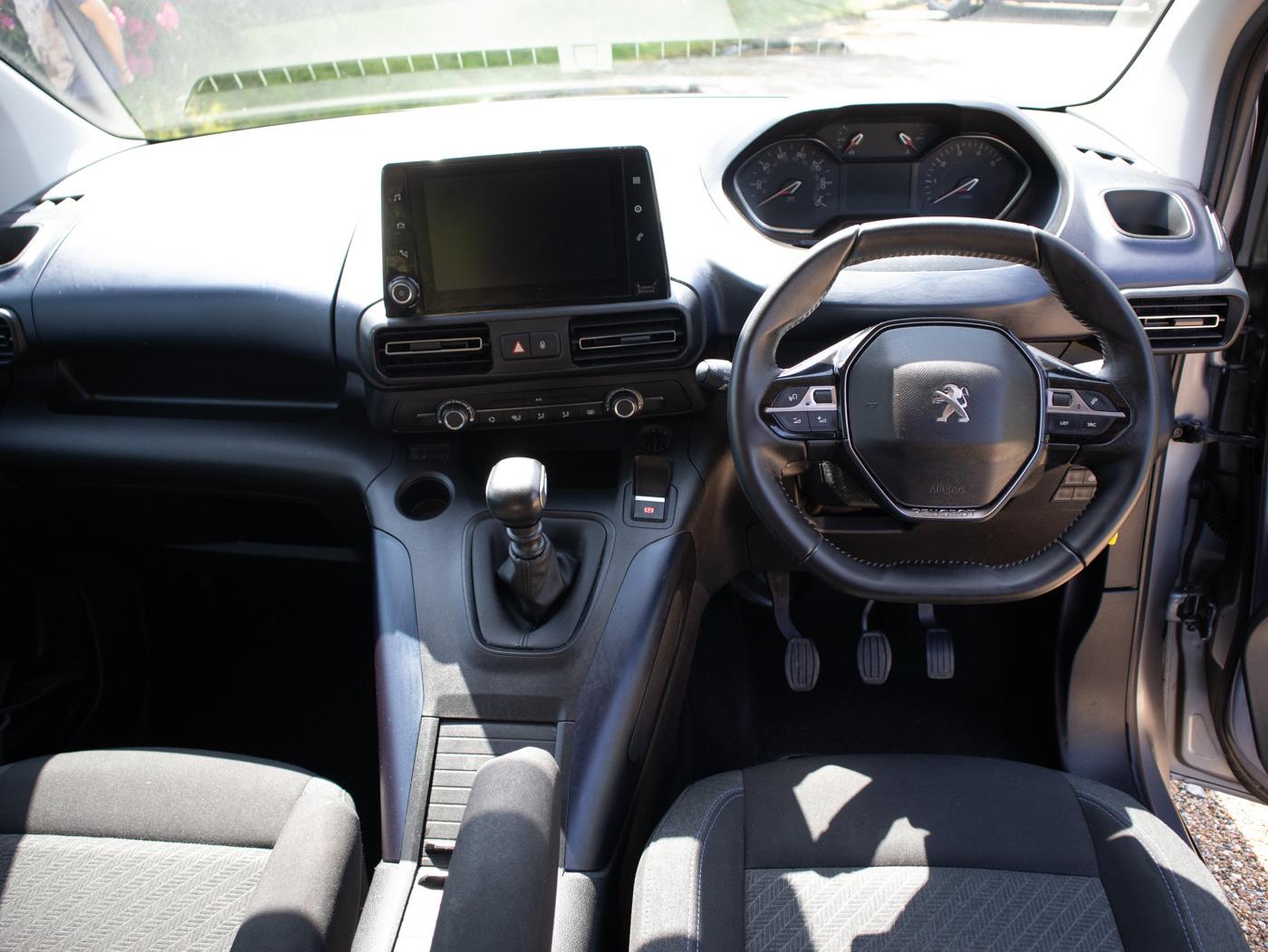 Peugeot Rifter Peugeot Rifter 1.5 BlueHDi Allure Standard MPV Euro 6 Wheelchair Accessible WAV