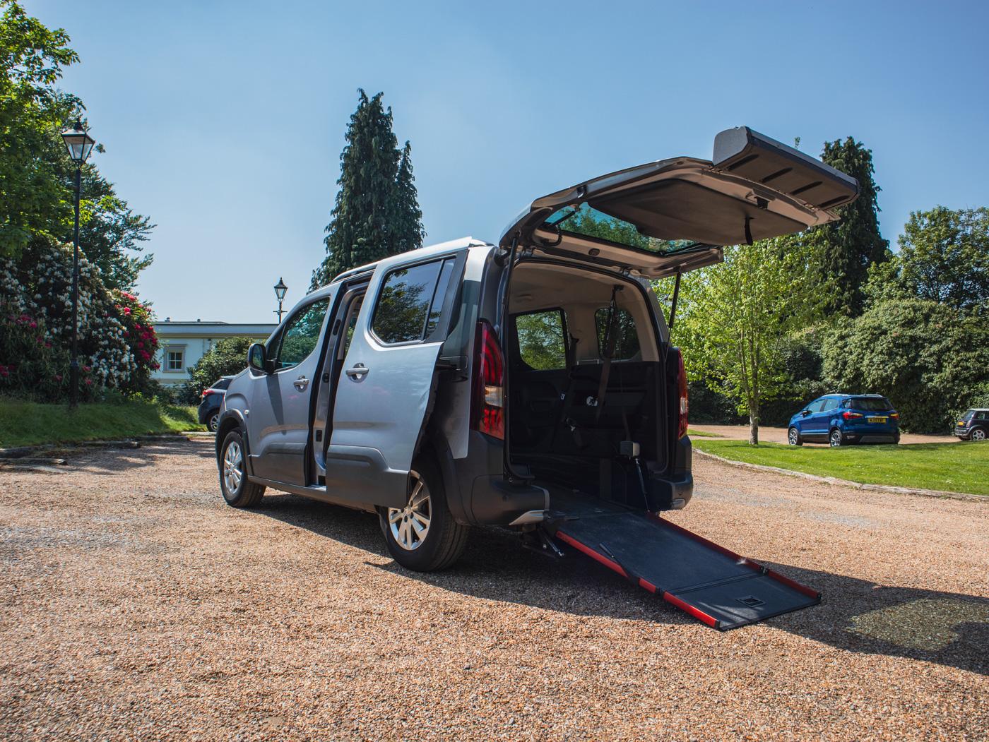 Peugeot Rifter Peugeot Rifter 1.5 BlueHDi Allure Standard MPV Euro 6 Wheelchair Accessible WAV