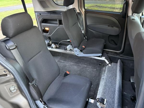 Fiat Doblo 1.6 MultiJetII Active Combi Van Double Cab 6dr Diesel Manual L1 H1 Euro 6 (105 bhp)