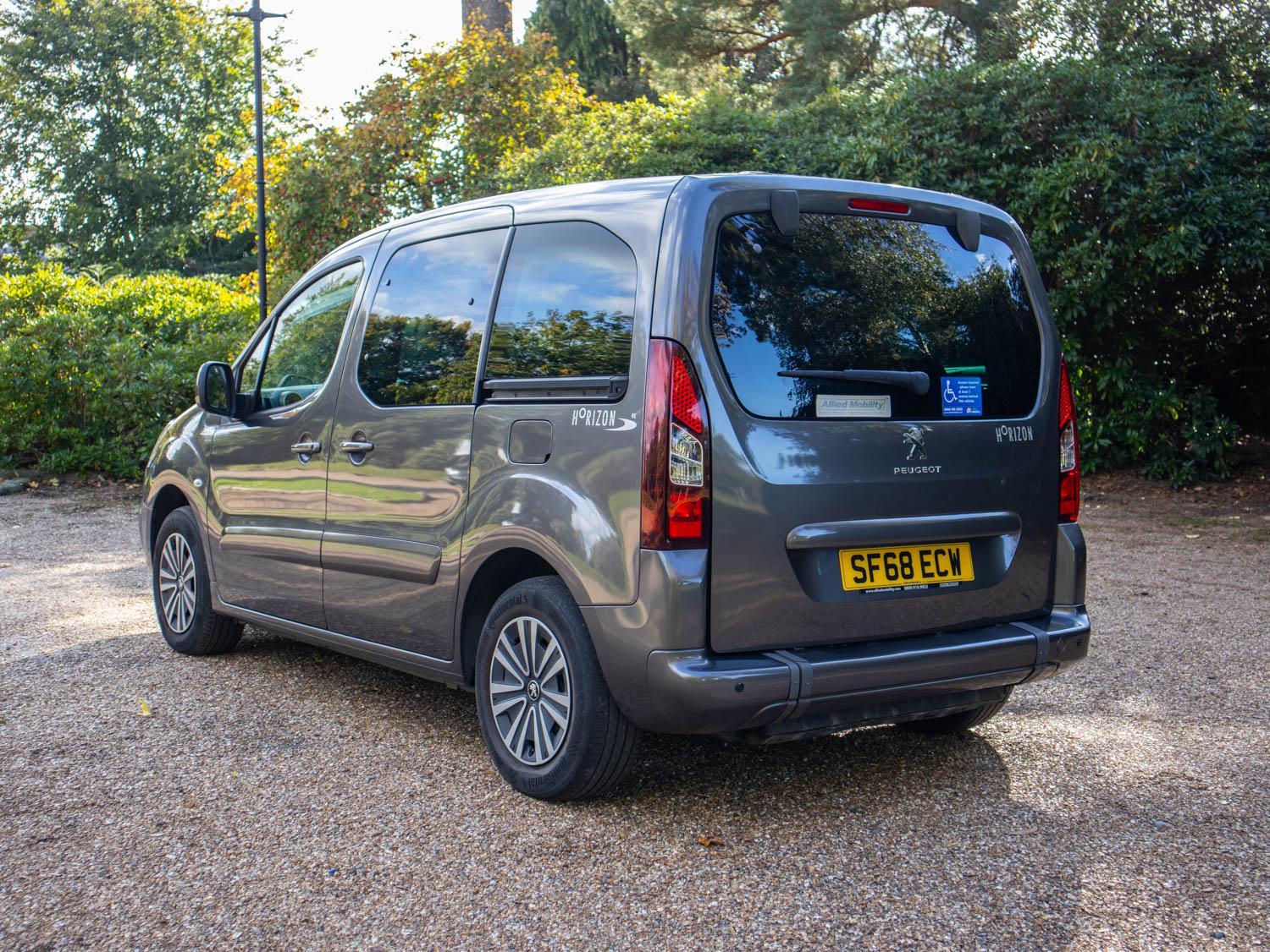 Peugeot Partner Tepee 1.6 BlueHDi Allure MPV 5dr Diesel Manual Euro 6 (s/s) (100 ps)