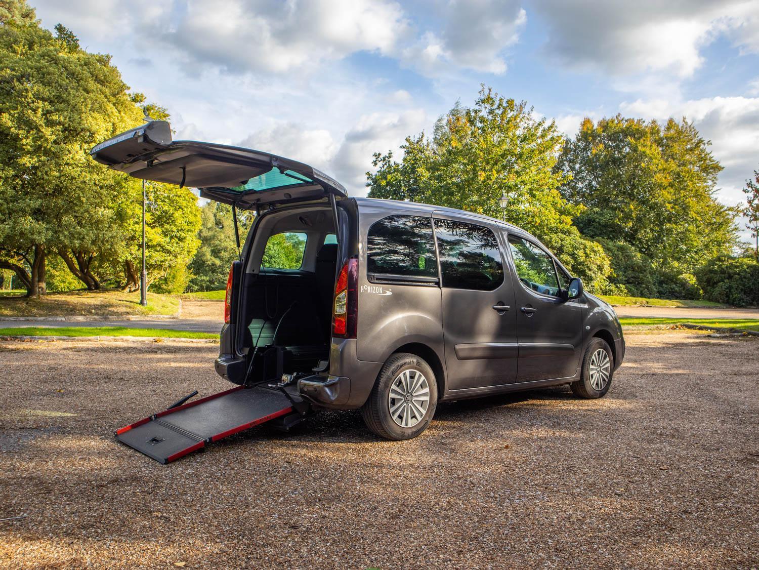 Peugeot Partner Tepee 1.6 BlueHDi Allure MPV 5dr Diesel Manual Euro 6 (s/s) (100 ps)