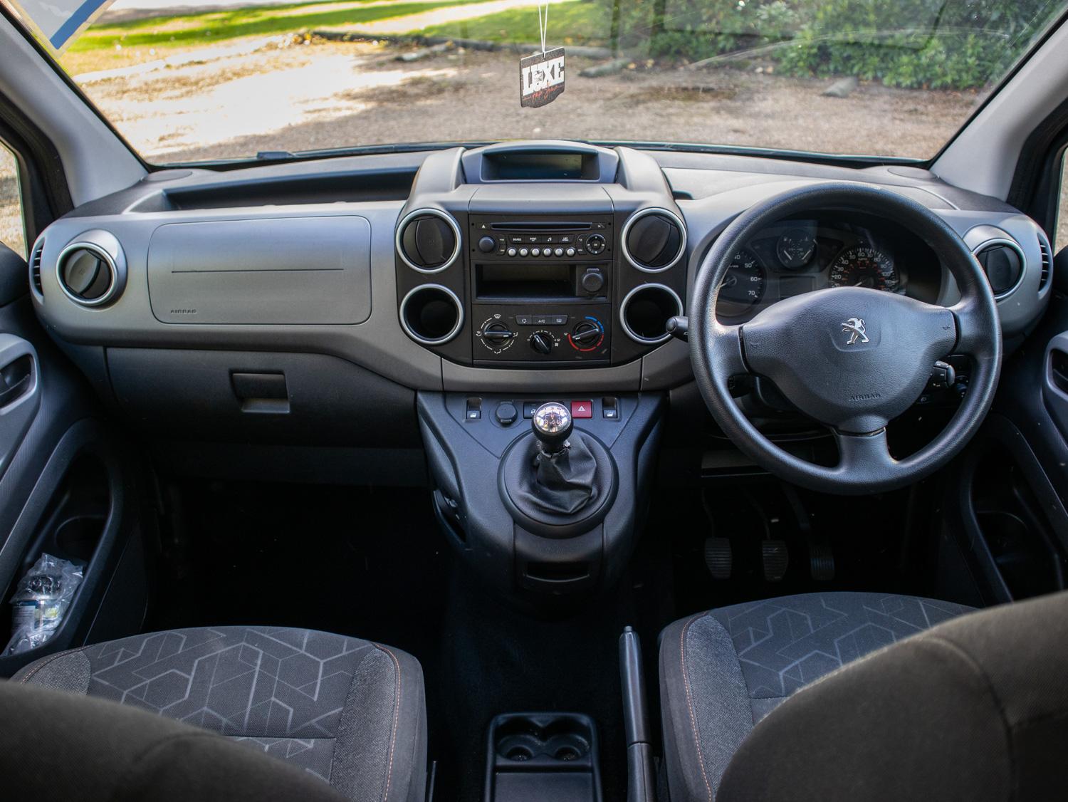 Peugeot Partner Tepee 1.6 BlueHDi Allure MPV 5dr Diesel Manual Euro 6 (s/s) (100 ps)