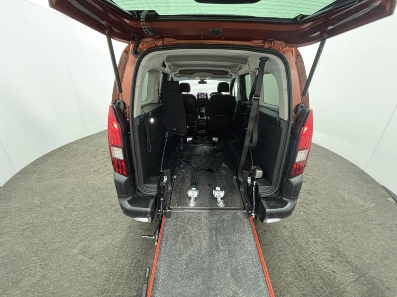 Peugeot Rifter 1.5 BlueHDi Allure Premium Long MPV 5dr Diesel EAT Euro 6 (s/s) (130 ps)