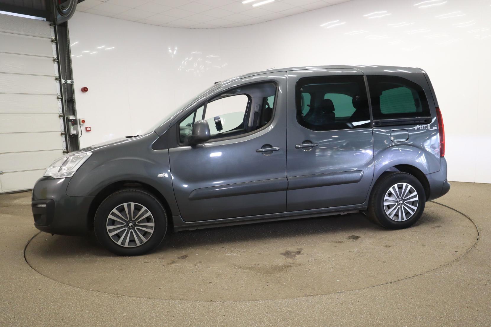 Peugeot Partner Tepee 1.6 BlueHDi Allure MPV 5dr Diesel Manual Euro 6 (s/s) (100 ps)