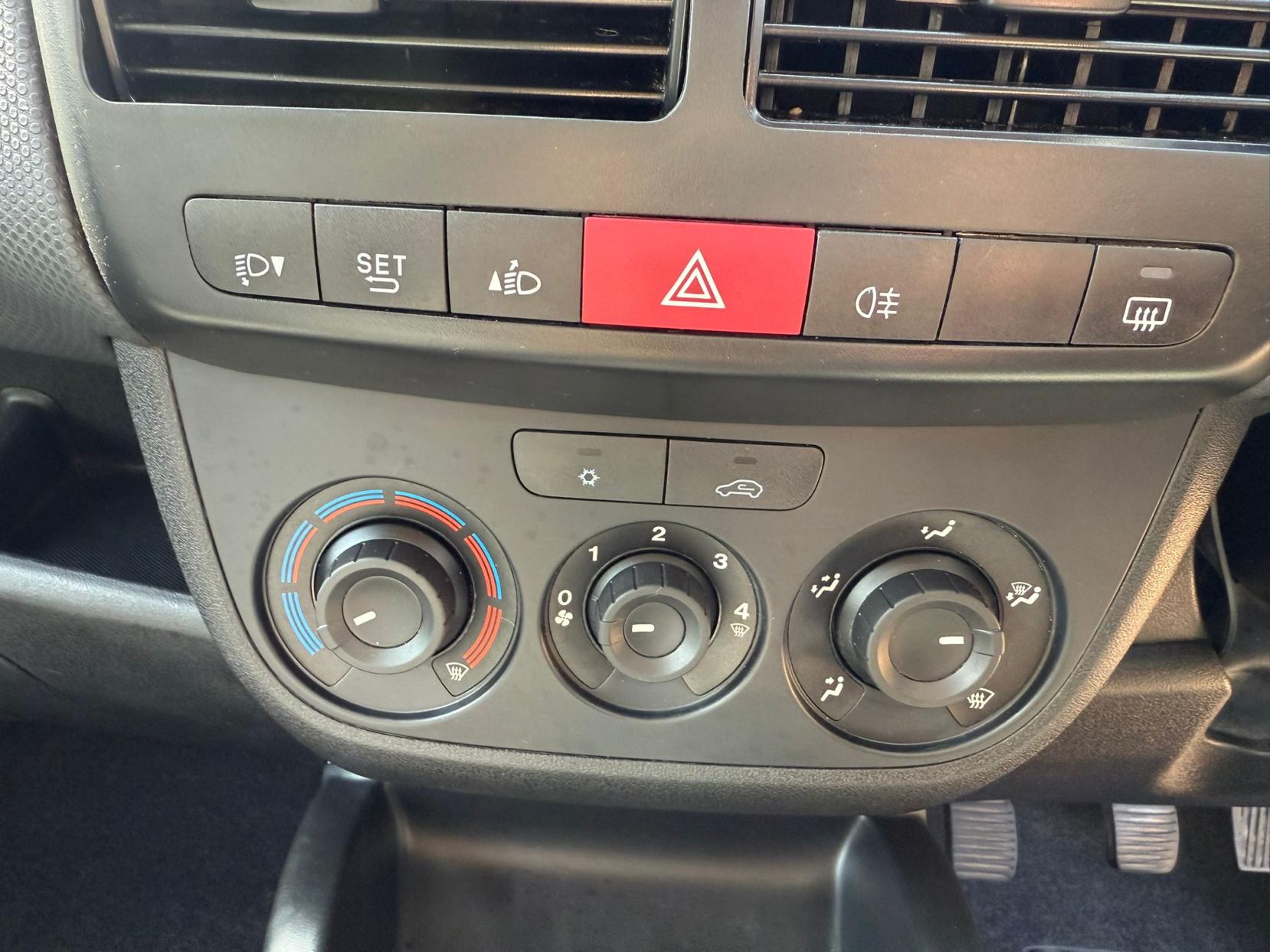 Fiat Doblo 1.4 16V Pop 5dr – Wheelchair Accessible Vehicle (WAV) 