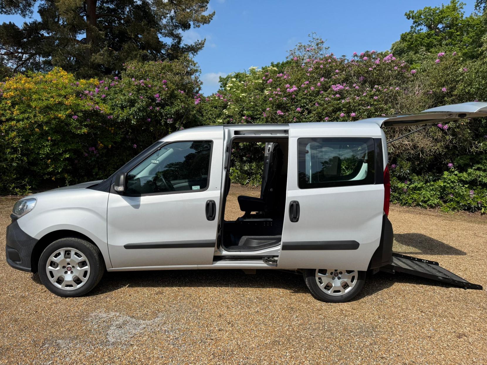 Fiat Doblo 1.4 16V Pop 5dr – Wheelchair Accessible Vehicle (WAV) 