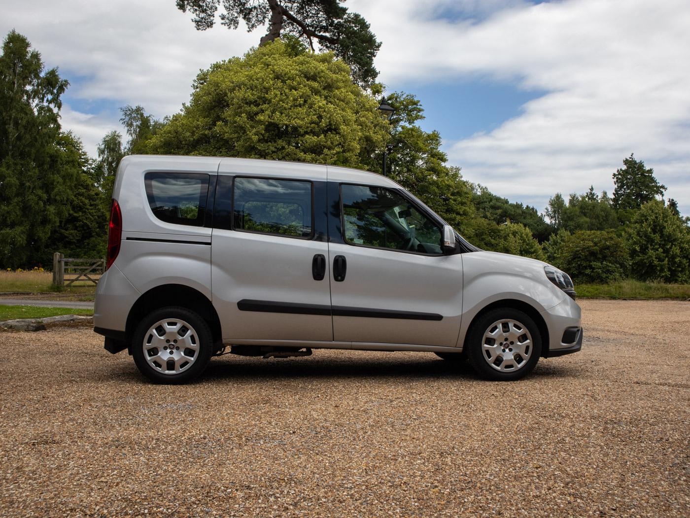 Fiat Doblo 1.3 MultiJetII SX Combi Van Double Cab 6dr Diesel Manual L1 H1 Euro 5 (90 bhp)