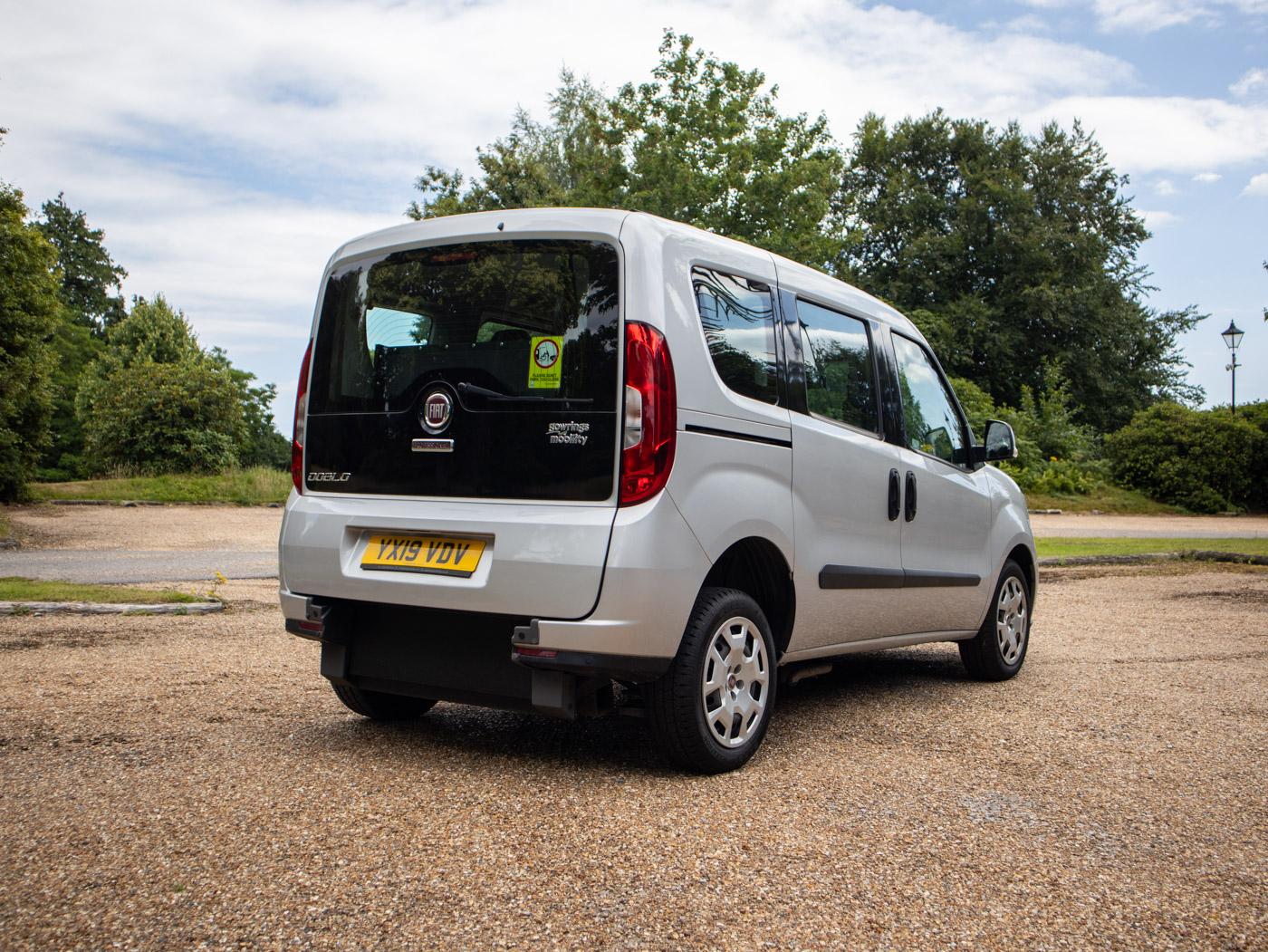 Fiat Doblo 1.3 MultiJetII SX Combi Van Double Cab 6dr Diesel Manual L1 H1 Euro 5 (90 bhp)