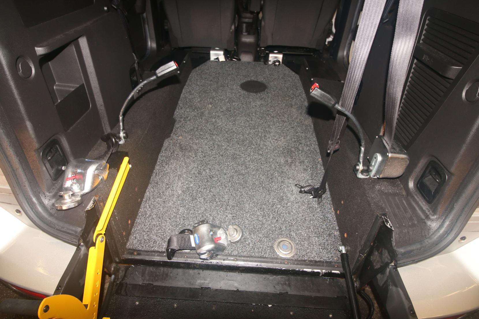 Ford Tourneo Courier 1.5 TDCi Zetec MPV 5dr Diesel Manual Euro 6 (100 ps)