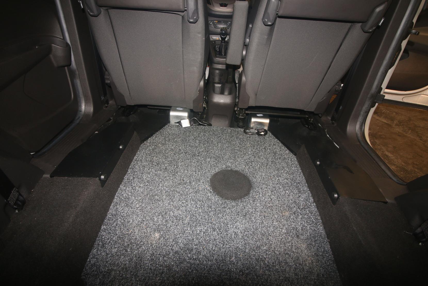 Ford Tourneo Courier 1.5 TDCi Zetec MPV 5dr Diesel Manual Euro 6 (100 ps)