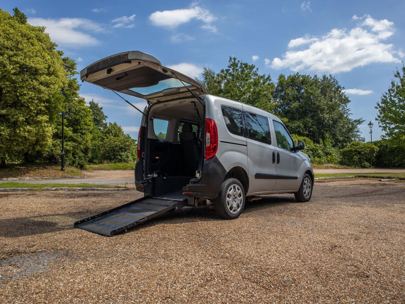 Fiat Doblo 1.4 16v N1 Active Combi Van 4dr Petrol Manual L1 (172 g/km, 95 bhp) WAV
