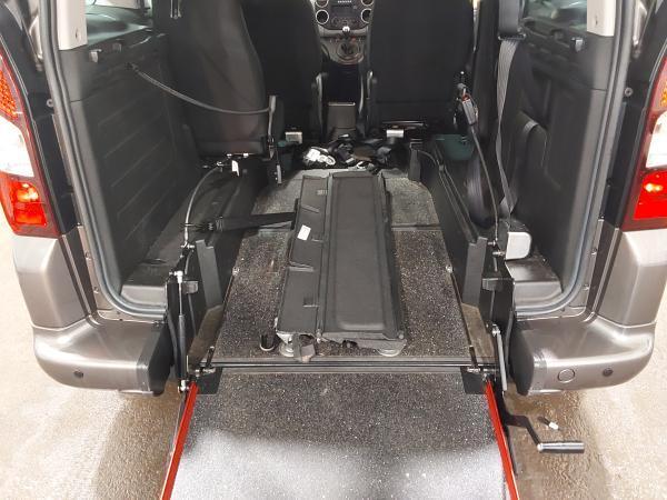 Peugeot Partner Tepee 1.6 BlueHDi Allure MPV 5dr Diesel Manual Euro 6 (s/s) (100 ps)