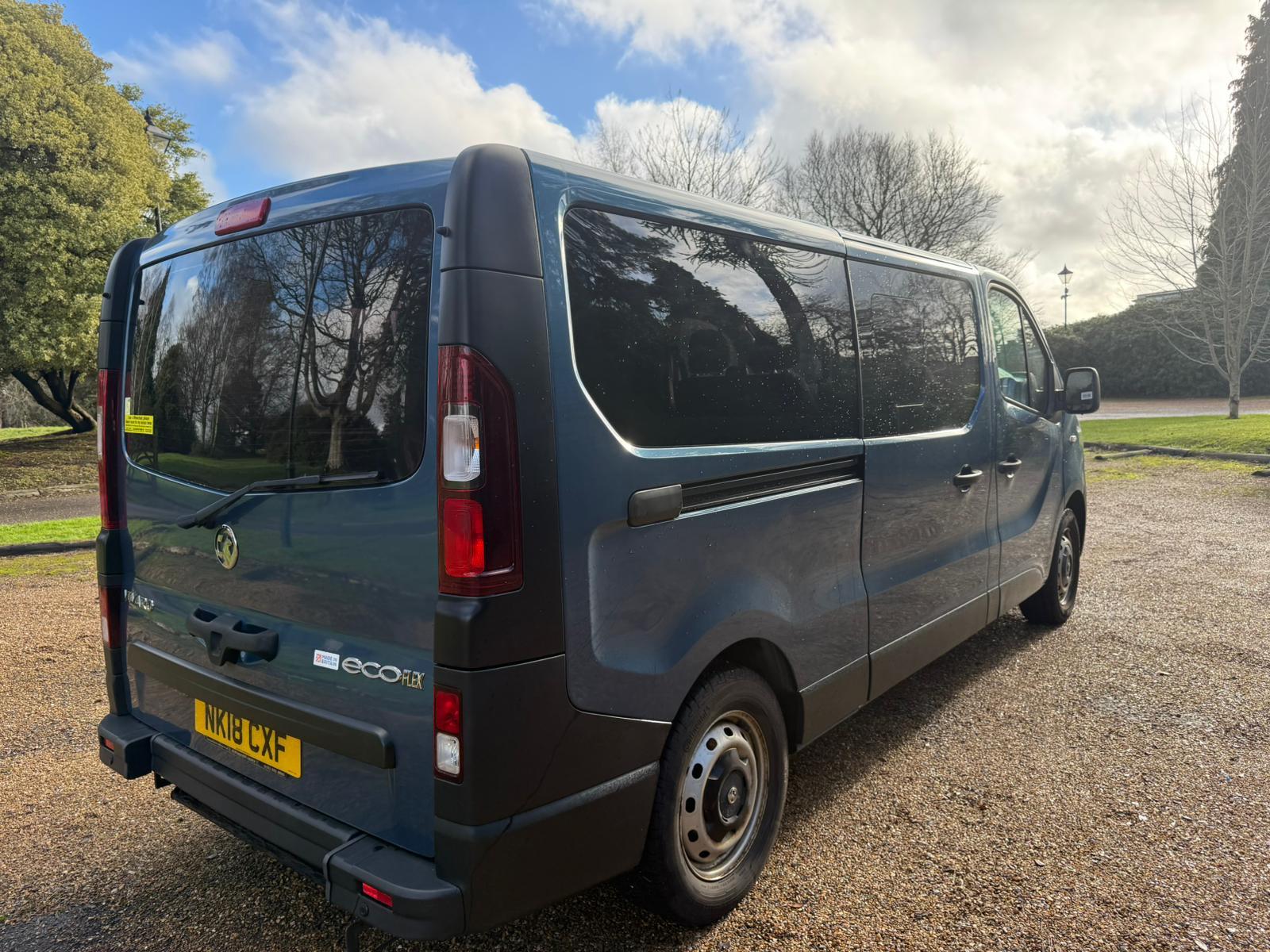 Vauxhall Vivaro 1.6 CDTi 2900 BiTurbo ecoFLEX Combi Van Double Cab 5dr Diesel Manual L2 H1 Euro 6 (s/s) (4 Seat) (95 ps)