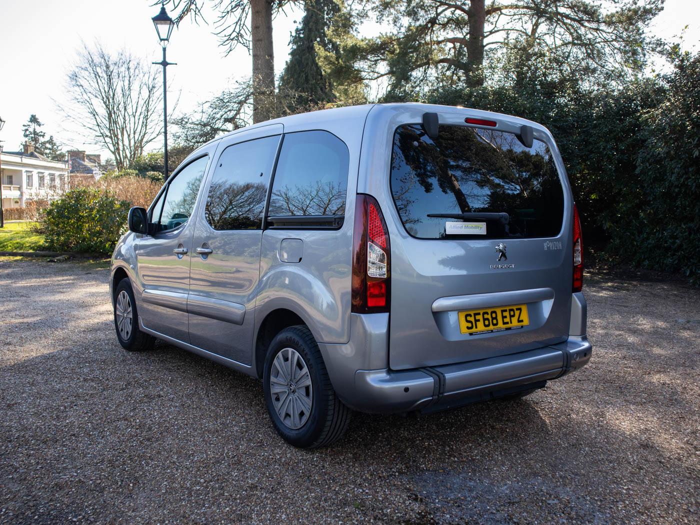 Peugeot Partner Tepee 1.6 BlueHDi Allure MPV 5dr Diesel Manual Euro 6 (s/s) (100 ps)