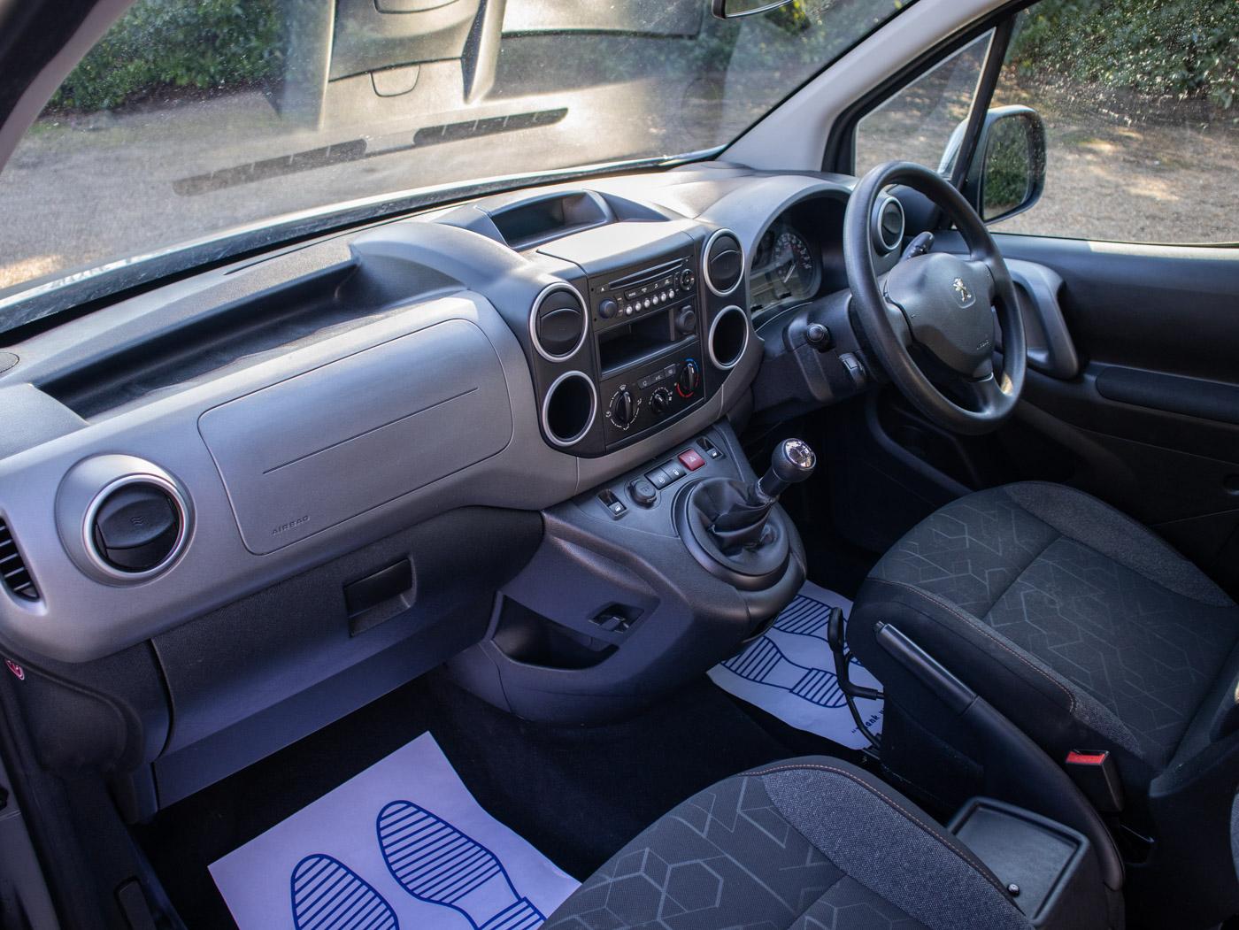 Peugeot Partner Tepee 1.6 BlueHDi Allure MPV 5dr Diesel Manual Euro 6 (s/s) (100 ps)