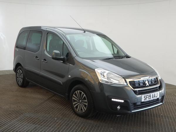 Peugeot Partner Tepee BlueHDi S/S Active – Wheelchair Accessible Vehicle (WAV)