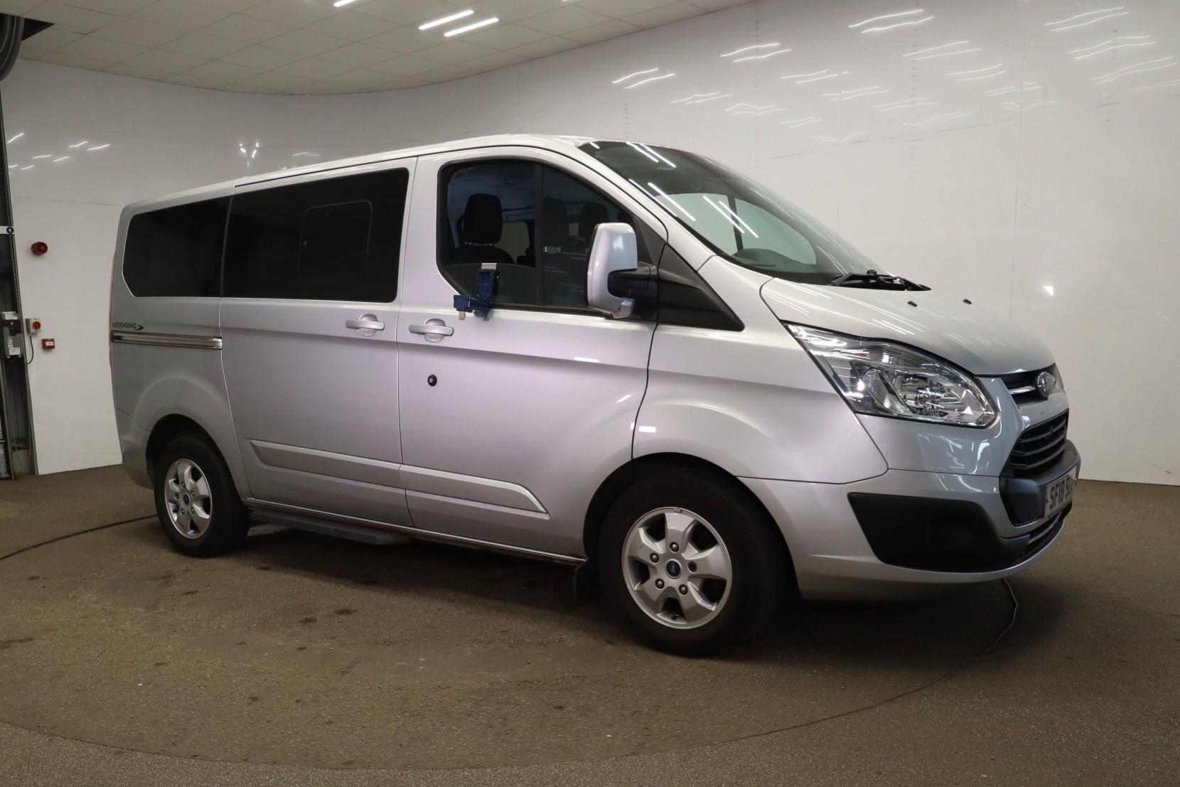 Ford Tourneo Custom 2.0 310 EcoBlue Titanium Minibus Double Cab 5dr Diesel Manual L1 Euro 6 (s/s) (130 ps) WAV